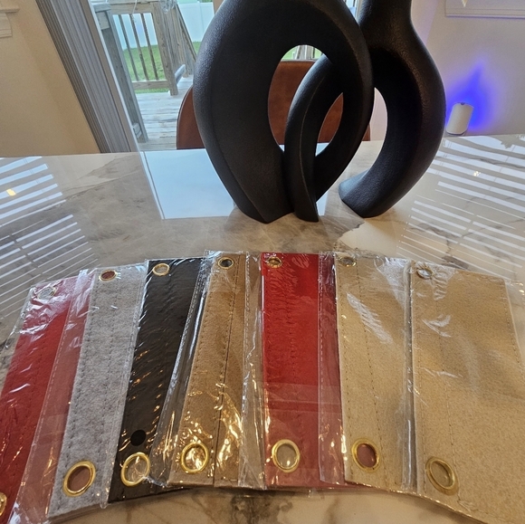 Wallet insert and solid unbranded chain - Picture 3 of 3